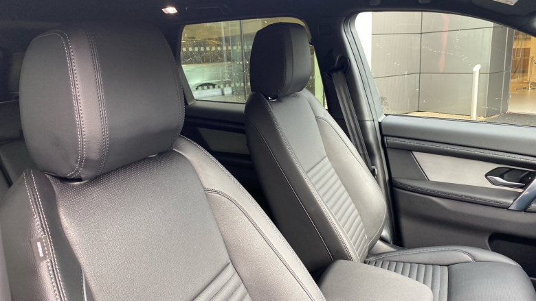 Land Rover Discovery Sport 2.0 D200 Dynamic SE 5dr Auto [5 Seat] Diesel Station Wagon